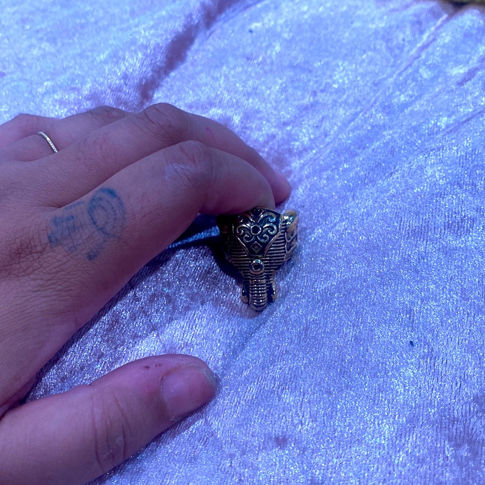 Nordstrom 14k plated gold elephant ring
